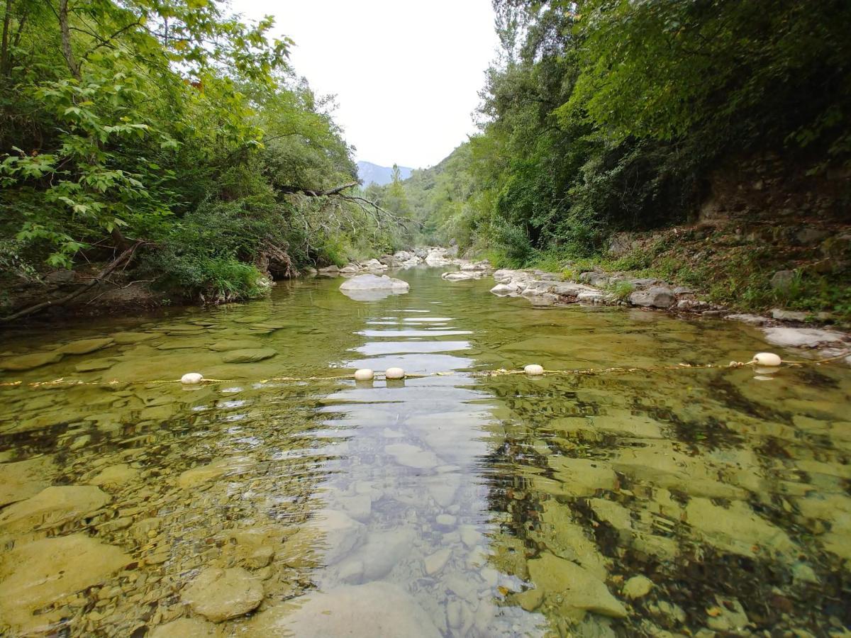 Agricamping Ponteraggio N.1 Hotel Dolceacqua Eksteriør billede